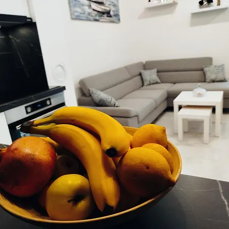 Apartment Stefan - Modern & New & Private Parking *